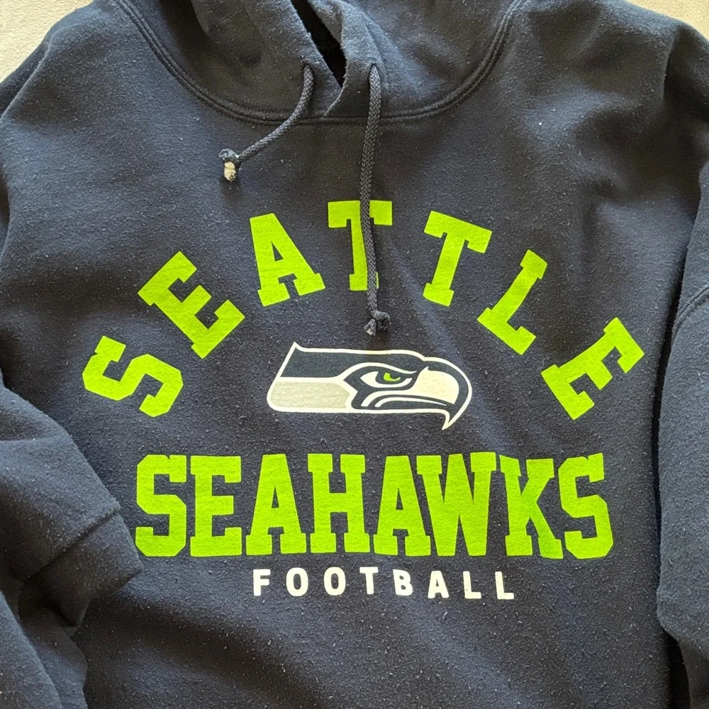 Seattle Seahawks Black and Green Hoodie - Picture 1 of 2